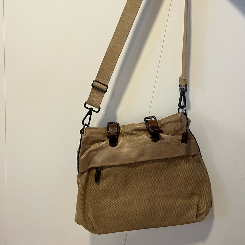 RUDSAK Tan and Brown Clutch